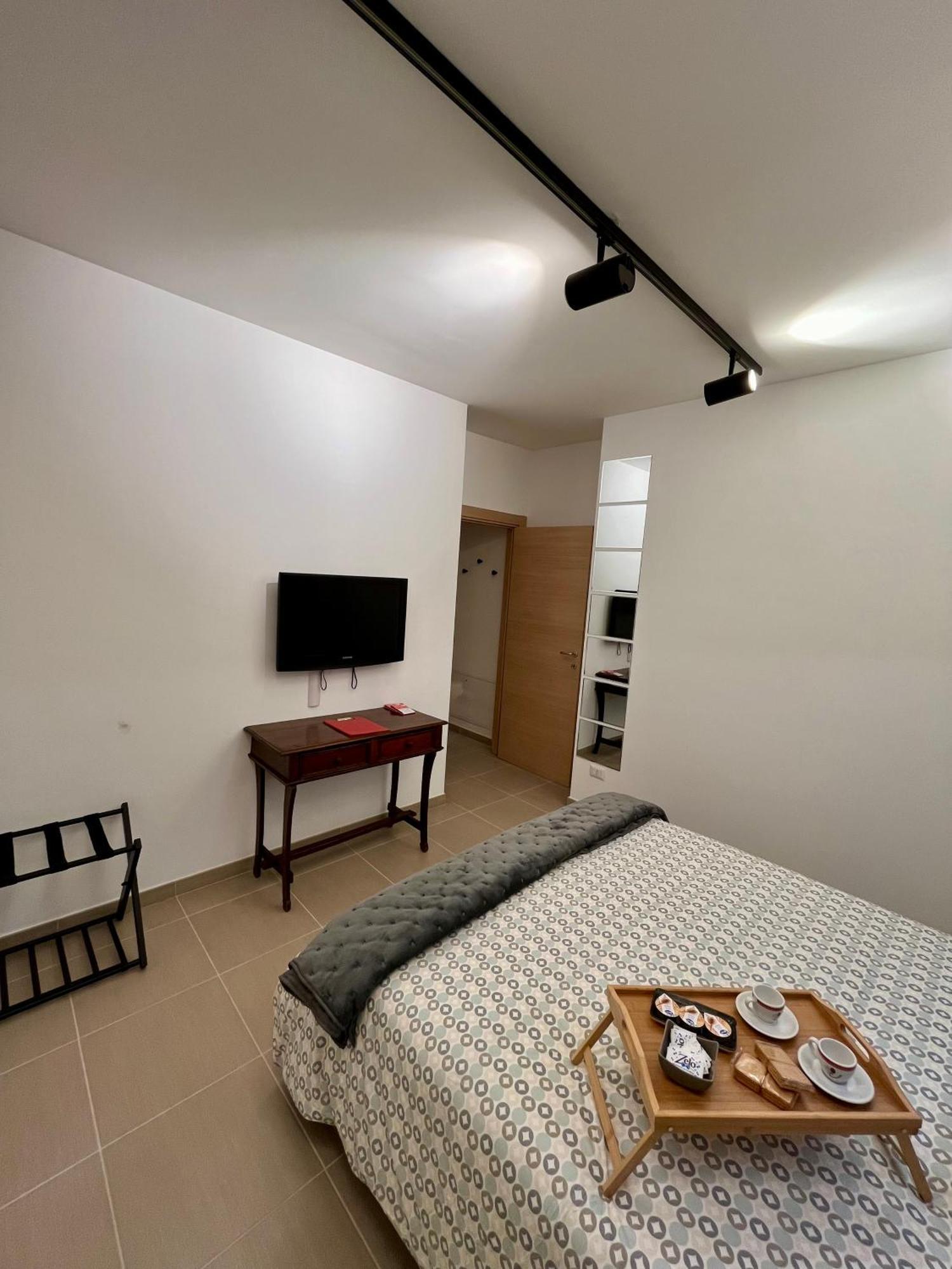 Santa Chiara Apartman LʼAquila Kültér fotó